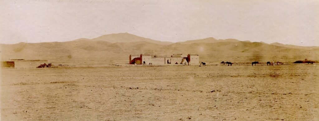 Le Bordj de bordj de Seggana sur la piste de Batna - Barika (couché à l'aller et au retour de Barika) 1894